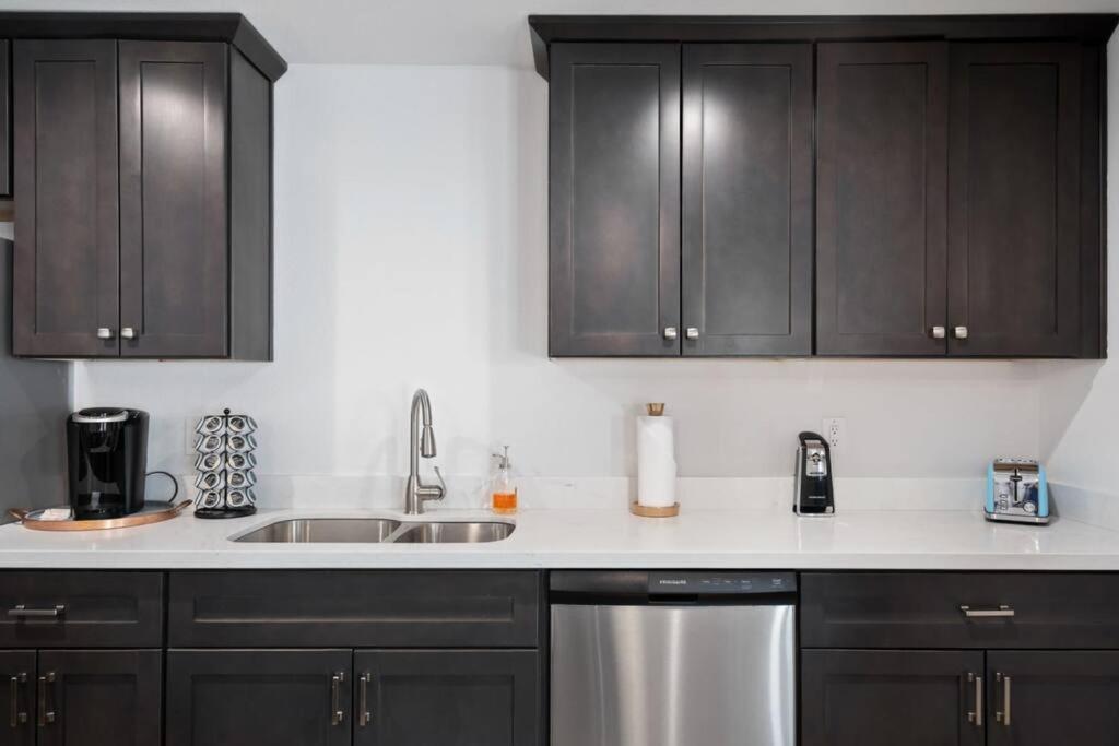 Villa Fab Phx Getaway W/ Pool & Fire Pit Phoenix Esterno foto