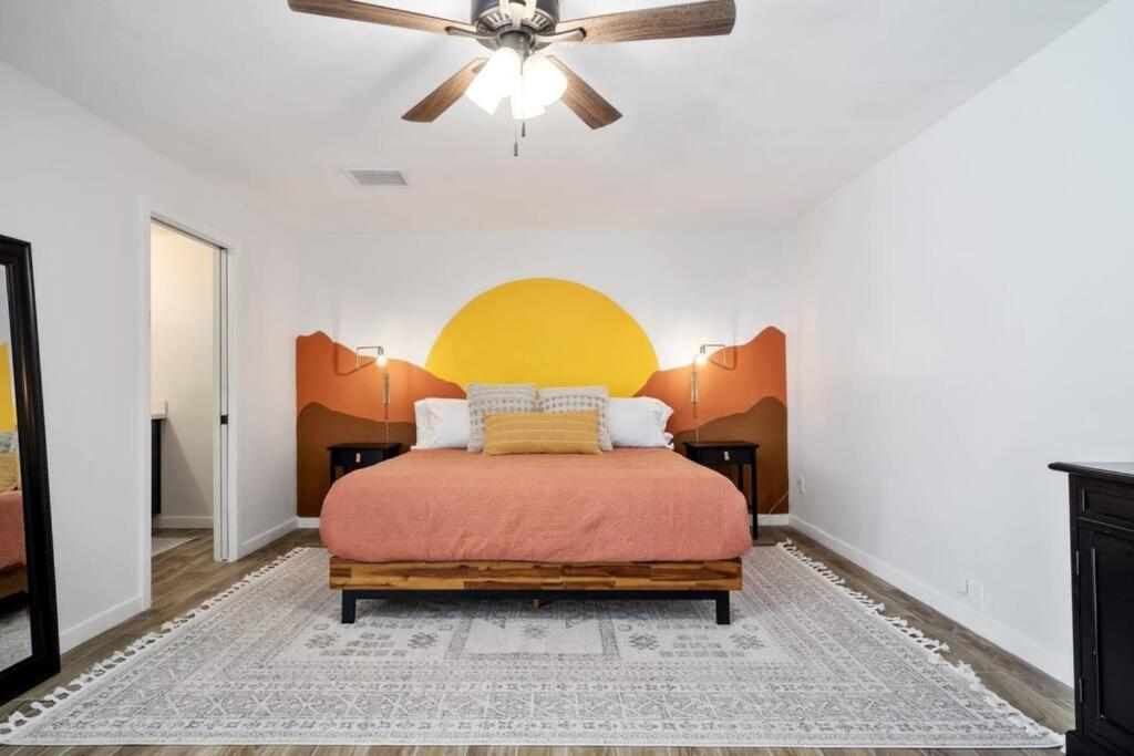 Villa Fab Phx Getaway W/ Pool & Fire Pit Phoenix Esterno foto