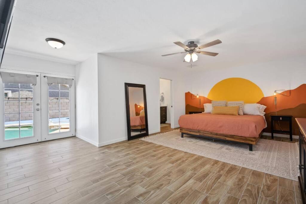 Villa Fab Phx Getaway W/ Pool & Fire Pit Phoenix Esterno foto