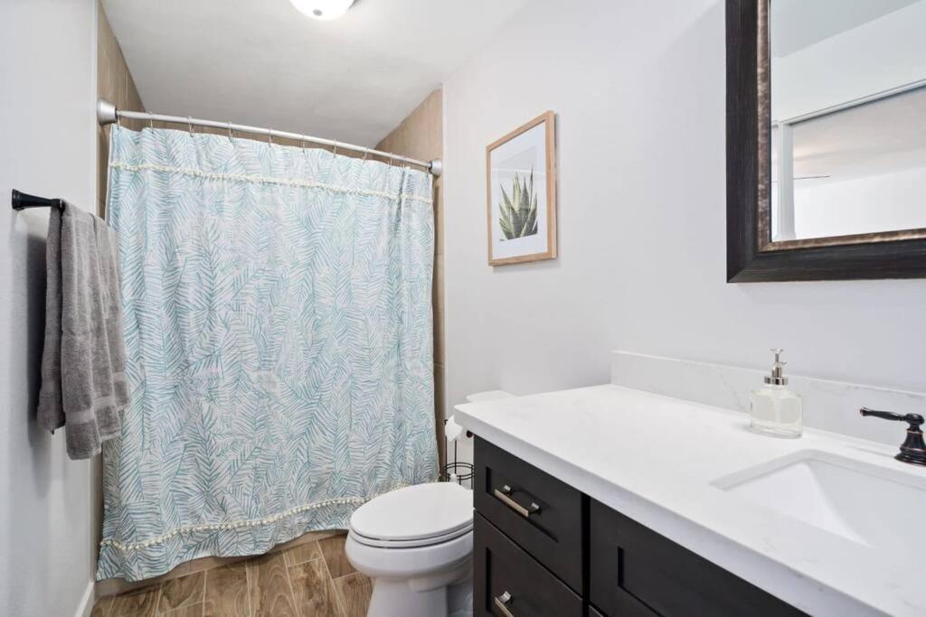 Villa Fab Phx Getaway W/ Pool & Fire Pit Phoenix Esterno foto